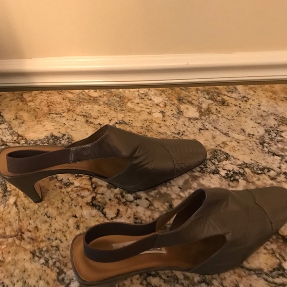 Very nice size 12 heels - Picture 13 of 16